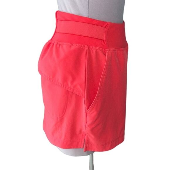 NWOT Zella High Rise 4 Pocket Take A Hike Trail Shorts in Red Cayenne XS - Picture 5 of 9